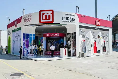 名臣展位现场